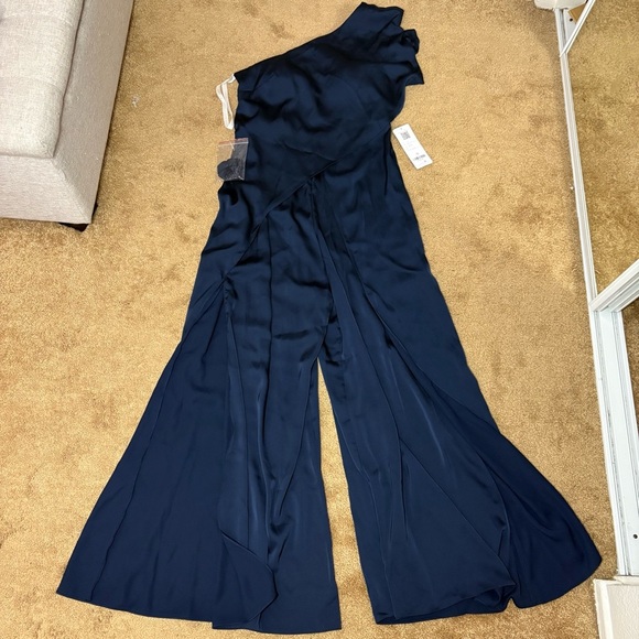 AZAZIE HAGRETTA One Shoulder Dark Navy Jumpsuit/Pantsuit Stretch Satin Dress 10 - Picture 3 of 9